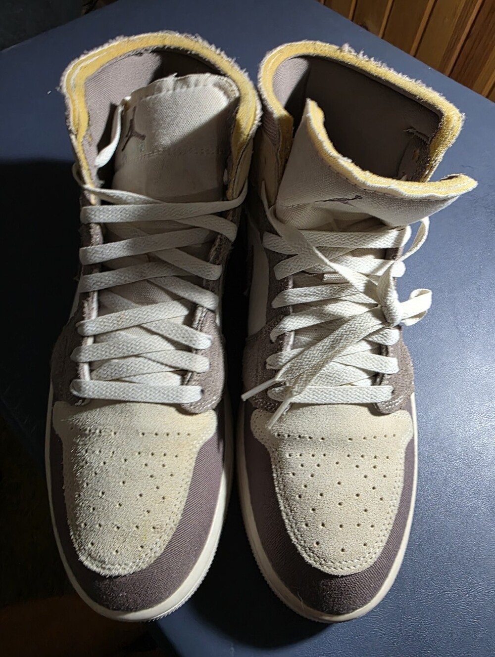 Jordan 1 Craft "Inside Out" Size 10.5m Men's Sneakers in Beige and Brown